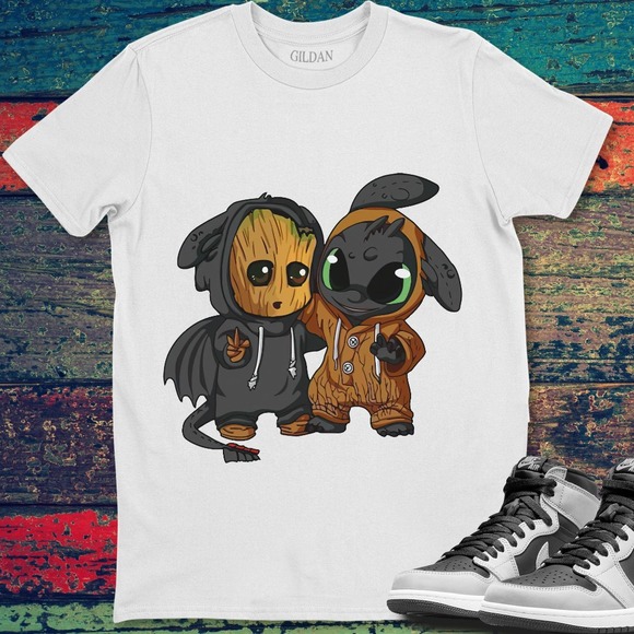 Toothless and Groot Friends Cute Unisex Gift T-Shirt Shirt Gift For Men Women - Picture 1 of 2